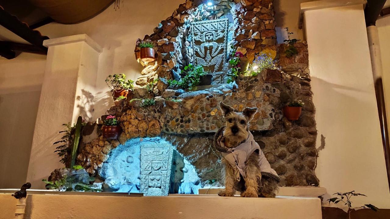 Hostal Yakumama Cuenca Exterior photo