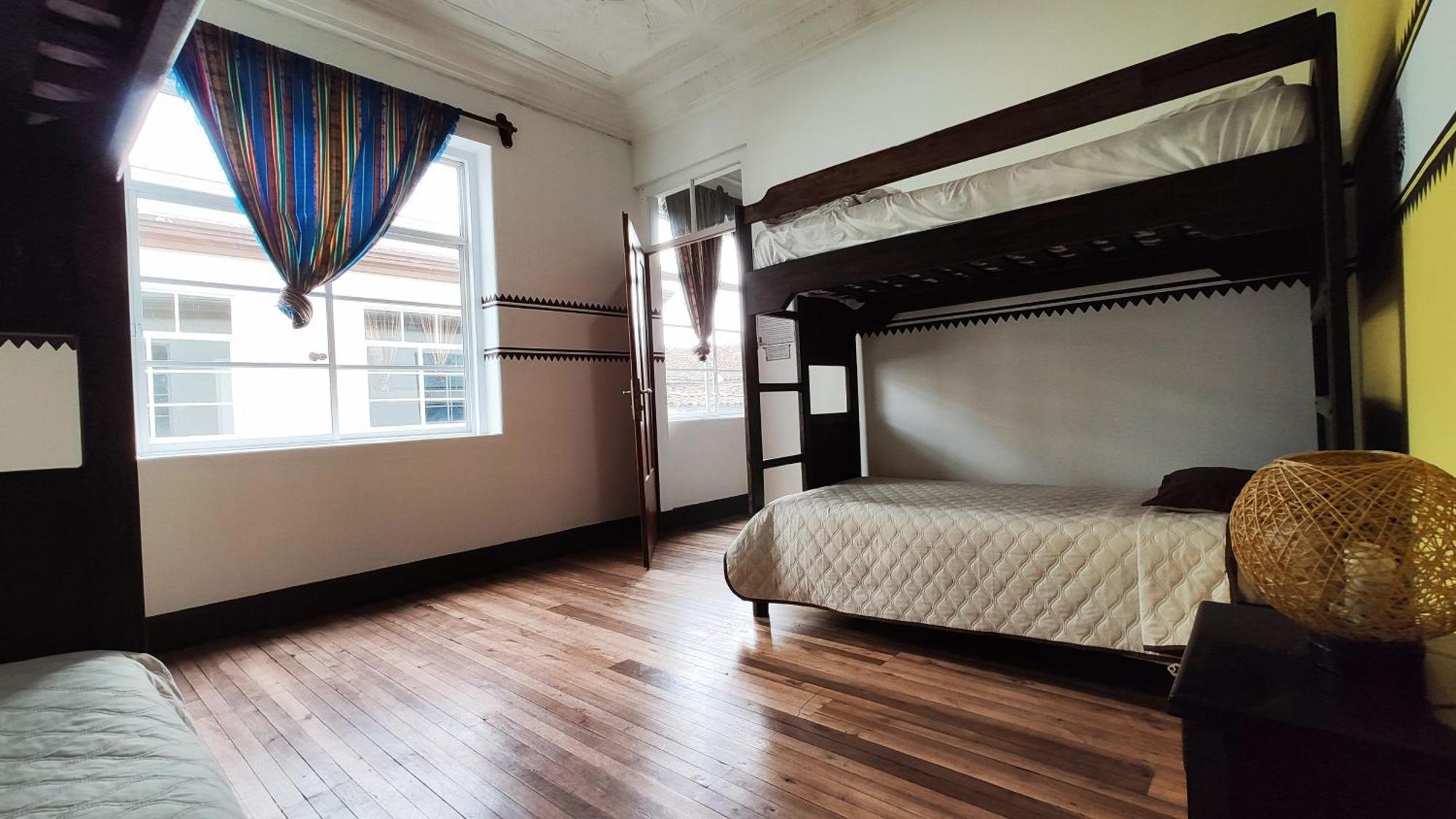 Hostal Yakumama Cuenca Room photo